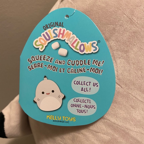 Squishmallows Gordon Black Tipped Fin Shark 12” - Picture 3 of 5